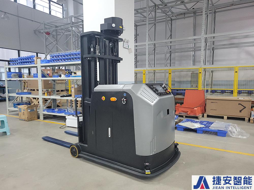 Stacking forklift AGV - a Fortune 500 company